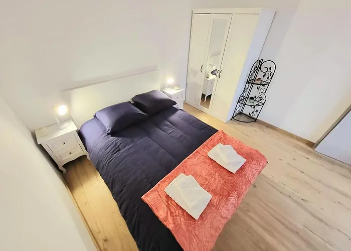 Ribere 2 Single-story Studio, Sanctuary * Lourdes