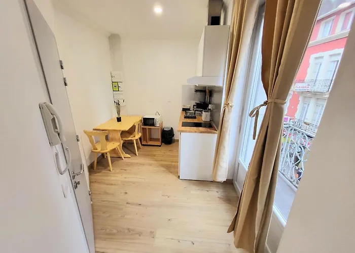 Ribere 2 Single-story Studio, Sanctuary Apartamento *